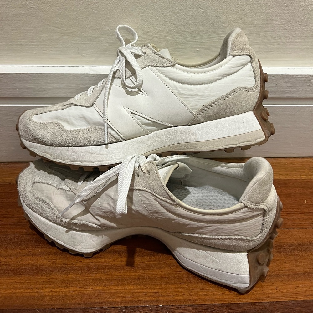 New balance 327 White Sneakers